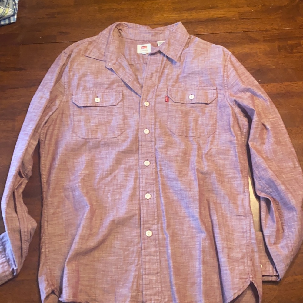 Men’s Old Navy/Levi’s Bundle medium shirts & 32/30 pants
